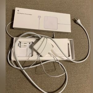 neatly used apple 85w magsafe 2 power adapter